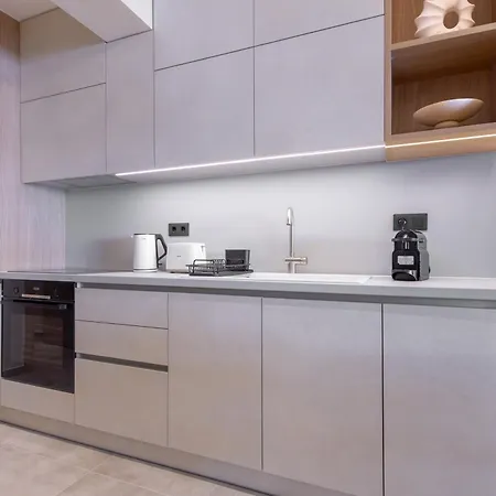 Phaedrus Living Luxury Residences Champagne *